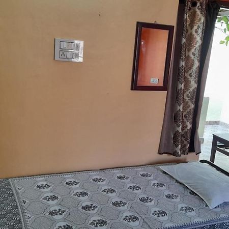 Villa Umar Homestay Puduccseri Kültér fotó
